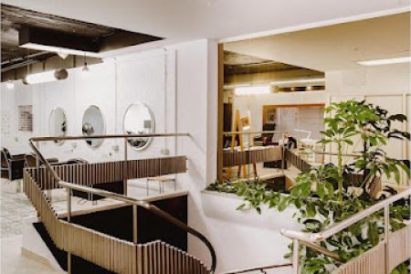 AF1QipNCbiA_pZofKXZv9CPOrk3aG6R8e-h1FSQnhUF4w426-h240-k-no