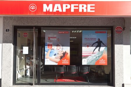 L7148-oficina-seguros-LANUCIA-ALICANTE-exterior-2-scaled